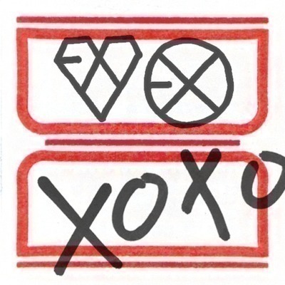 第一張正規專輯 XOXO(Kiss Ver) 專輯封面