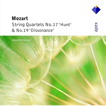 Mozart : String Quartet No.17 in B flat major K458, 'Hunt' : III Adagio