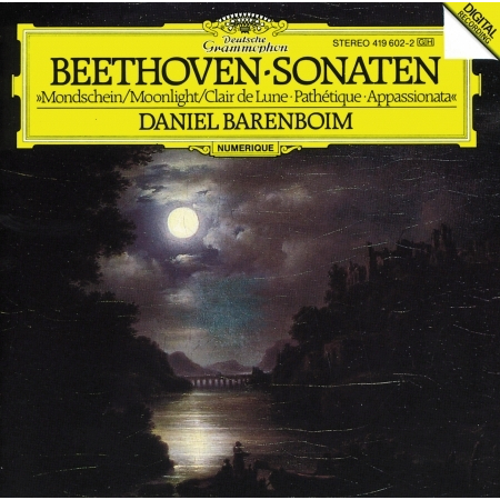 Beethoven: Piano Sonatas Nos.8 "Moonlight", 14 "Appassionata" & 23 "Pathétique" 專輯封面