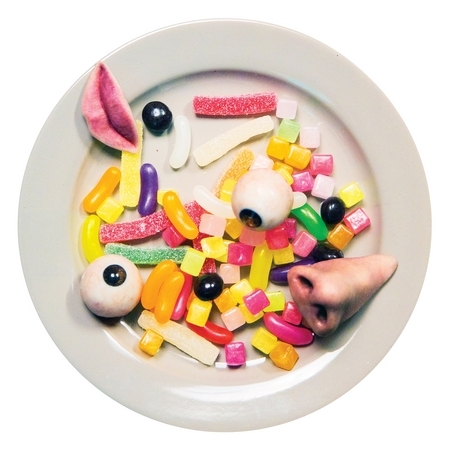 第四張正規改版專輯『Married To The Music』