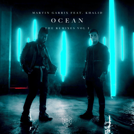 Ocean (Martin Garrix & Cesqeaux Remix)