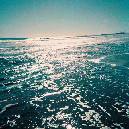 那條線是水平線