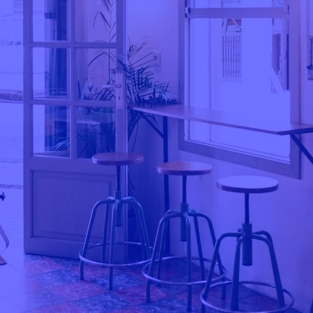 平衡的咖啡館大氣層