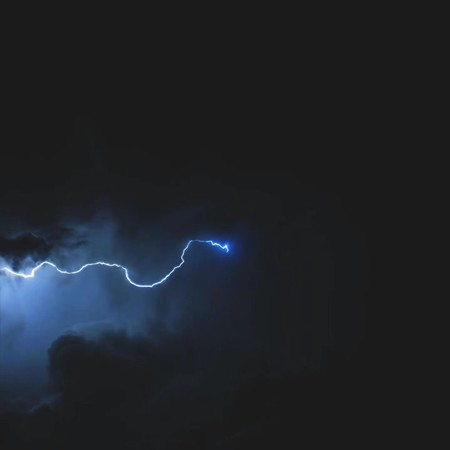 雷雨天 (伴奏版)