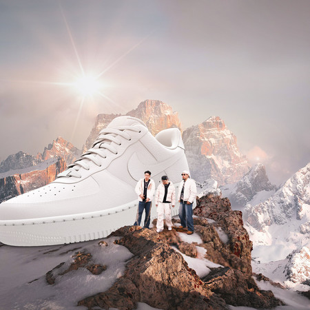 新鞋踩三下 (feat. #asskidindahood)