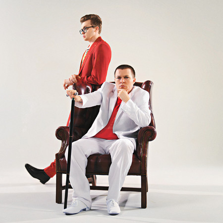 I'M NOT AN EGG (with steak)