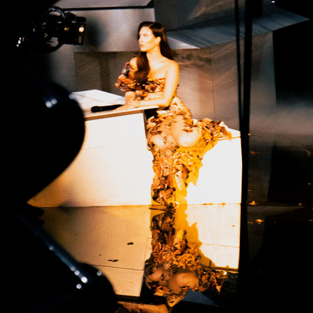 You Don't Look At Me The Same (Live)