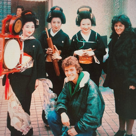 Roney Marczak e a música do Japão (Instrumental)