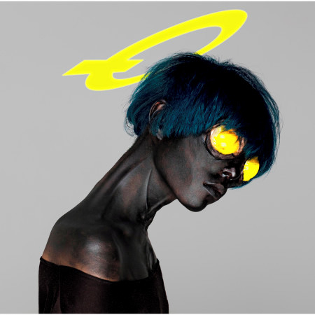 Queen Bee feat. DAOKO